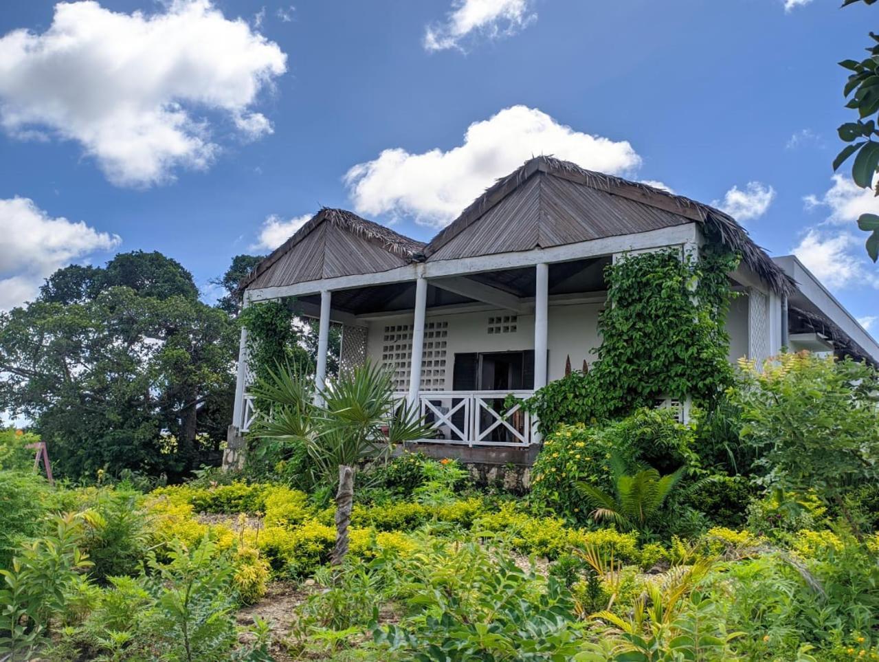 La Maison D'Hote De La Foret Retrouvee Mahajanga Ngoại thất bức ảnh