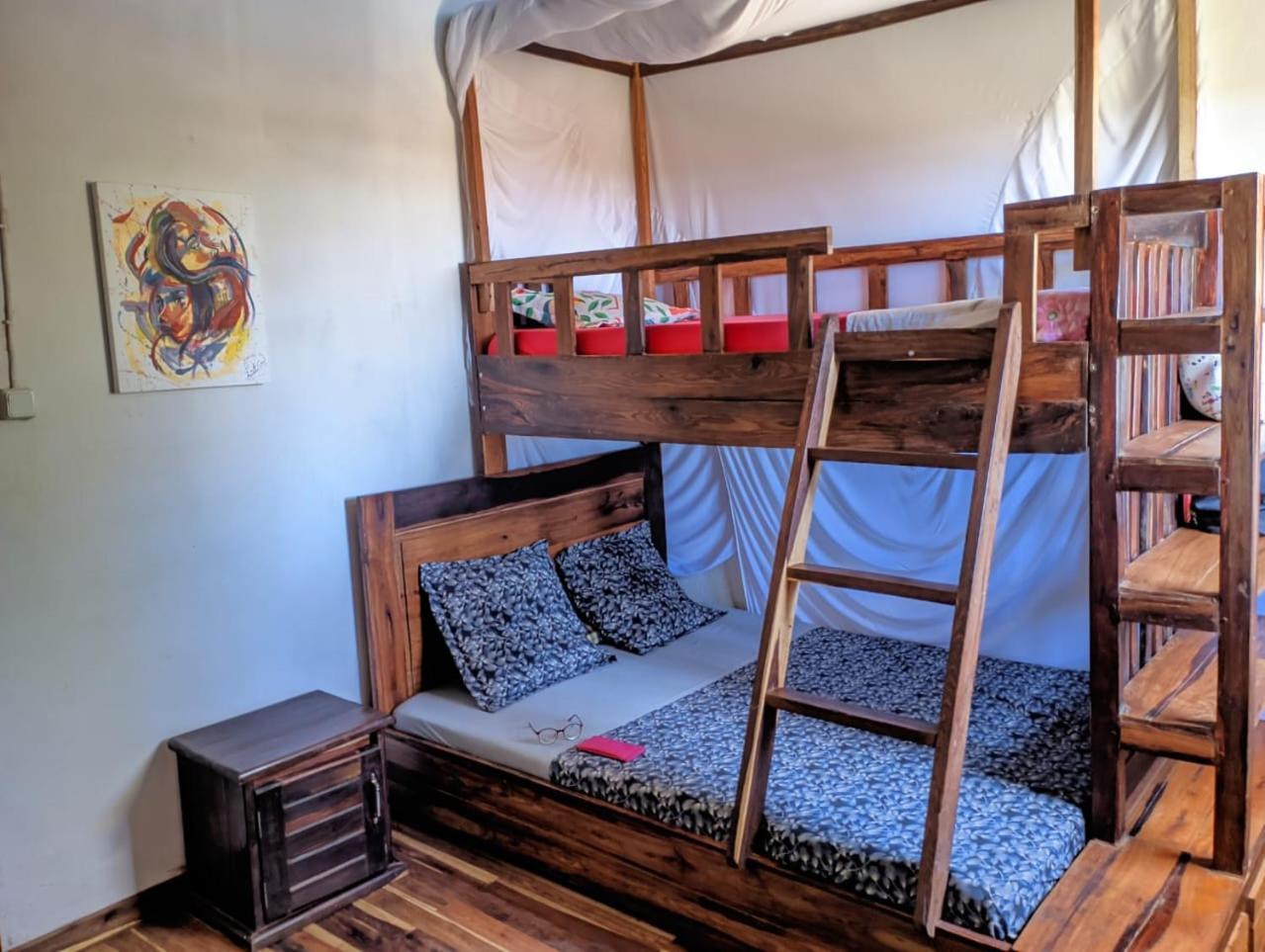 La Maison D'Hote De La Foret Retrouvee Mahajanga Phòng bức ảnh